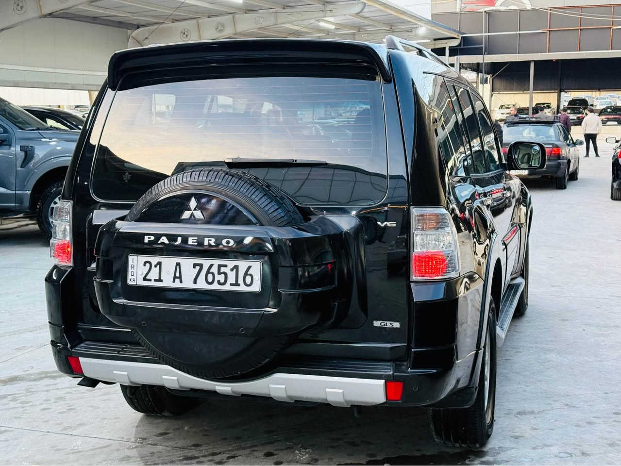 باجيرو موديل ٢٠١٠ خليجي 
مه كينه ٣٥٠٠ مرغوب زورتازه 
گيرو مه كينه و ده بل اكسل به شه رت 
تاخم تايه تازه دواو بيش تون كراوه ته وه 
٣رزكوشن تبريد مركزي لايت زينون 
بي بوياغه يه ك په له سارده كوت 
يه ك په له كارت بي ده عمو ناوگرتن 
به ناو خومانه وه يه شوين سليماني 
سعر ١٣٩ گه لاو معامله 
موبايل ***********
0️⃣7️⃣7️⃣0️⃣0️⃣8️⃣4️⃣9️⃣5️⃣9️⃣3️⃣
