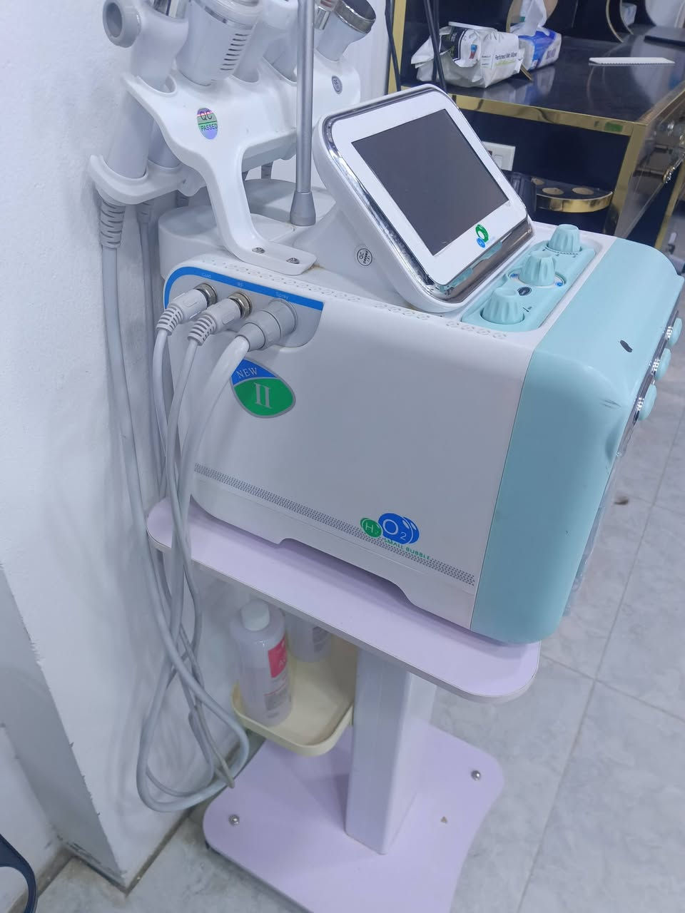 غراض صالون للبيع نظيفه جداً السعر300الف المو شراي ليكسر المراسلة ع الخاص لطفا


**إذا كنت صاحب هذا الإعلان وتريد حذفه لأي سبب، رجاءا أرسل رسالة إلى الدعم الفني**