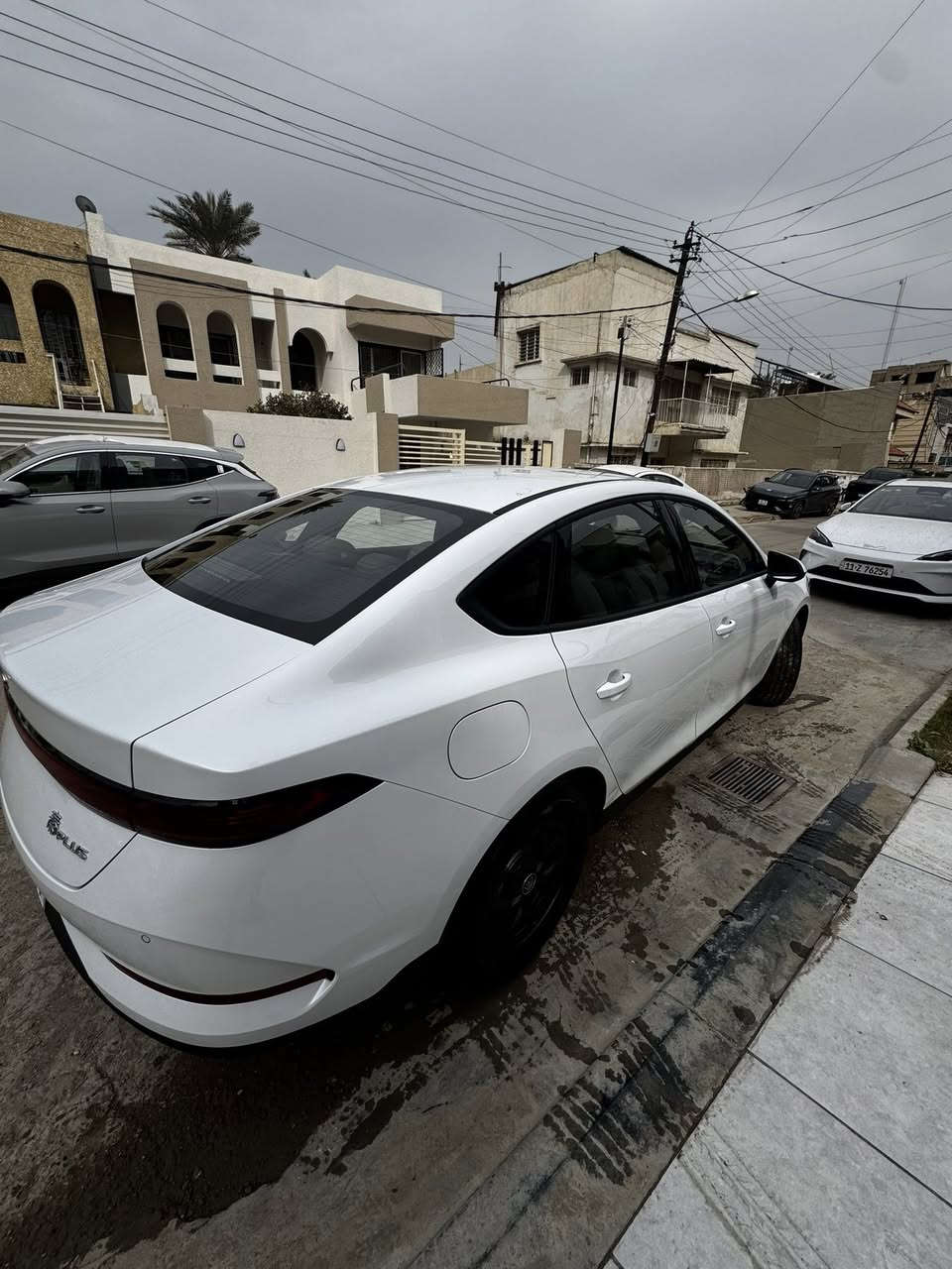 السلام عيكم
للبيع BYD✨
كن بلص ✨
مرقم بغداد كامل ✨
دخول ذكي ✨
تبريد قطعتين ✨
مناخ منفصل ✨
بصمه +كارت ✨
تشغيل عن بعد ✨
***********
ملحقات السياره كامله ✨
