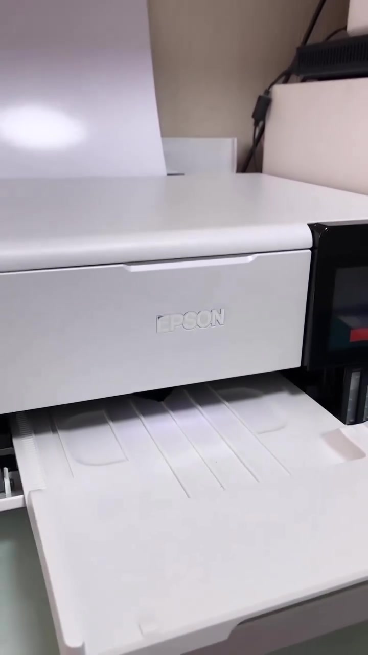 عندي طابعه l8160 ابسون اخت 8050 بس بيهه شاشه وتطبع وجهين ودقتهه 5K
ومامستخدمه قليل اخذتهه من التينة الشركة الرسميه وبعدهه داخل ضمان ارد ابيعهه الجديده مالتهه 800 الف او اكثر حاليا لعدم التفرغ وماشيه جزء بسيط اخذتهه 
واريدهه ب450 والسعر قابل للتفاوض اكتب رقمك واتواصل وياك


**إذا كنت صاحب هذا الإعلان وتريد حذفه لأي سبب، رجاءا أرسل رسالة إلى الدعم الفني**