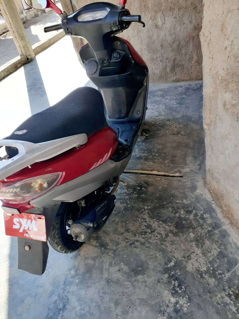 من رخصة الادمن
دراجة سايم ابوعيون للبيع 
شغالة وجاهزة محرك واكسل مقفولات
نشاط جدا تمام كهربائيات شغالة الكشر
كما موضح السعر 500وبي مجال للشراي 
للاستفسار الاتصال ***********
