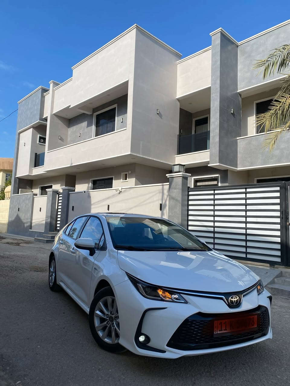 كورلا هايبرد 2025 أخت الزيرو ماشيه 9 كفاله عامه من الصبغ والتبديل والبارد والشخط فول مواصفات فتحه بصمه  السعر 164 مكاني بغداد للاستفسار ***********
