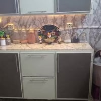 كونتر لبيع نضيف  السعر ٣٥٠ بي مجال بصيط ٠٧٧١٢١٣٩٥٥٦