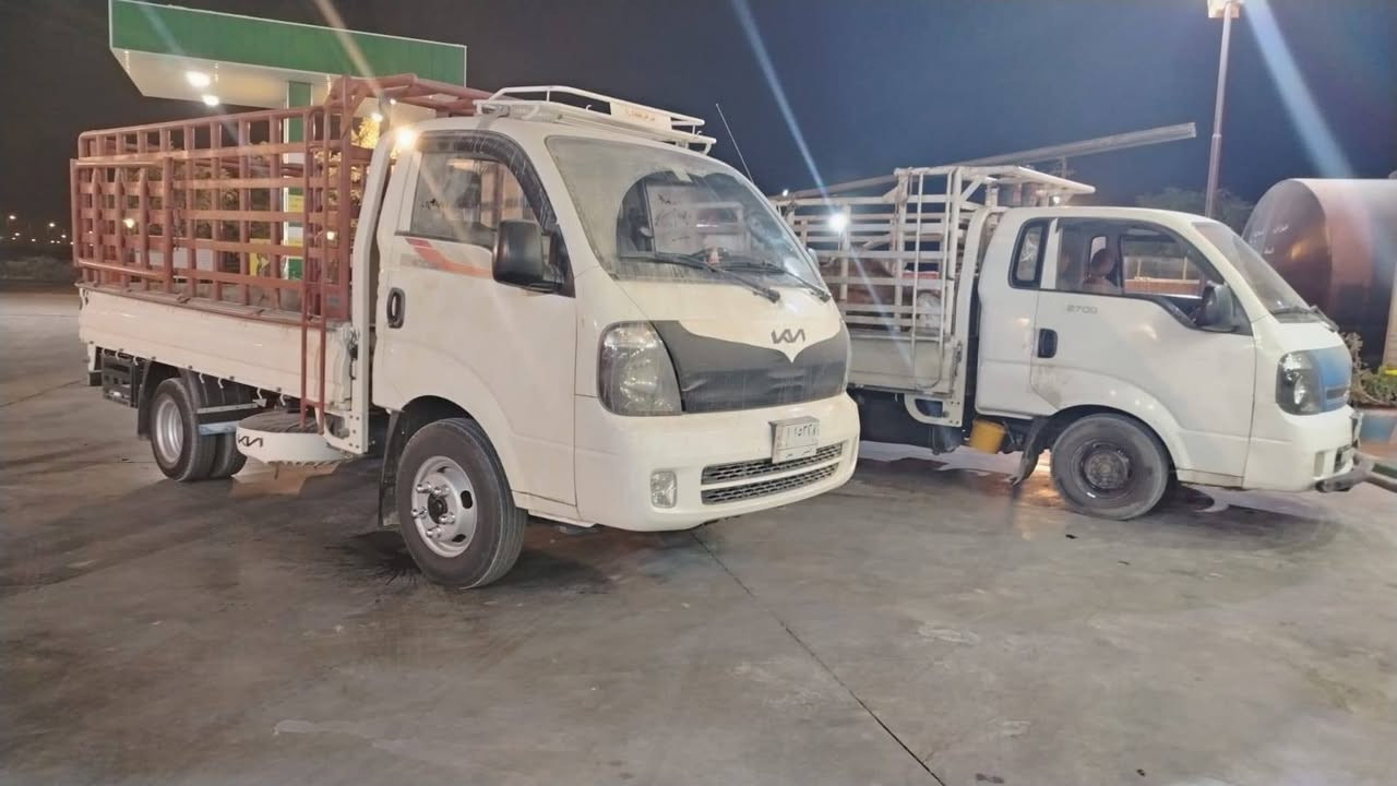 السلام عليكم اللي يحتاج نقل اثاث التوصيل داخل النجف وخارج النجف عنواننا النجف  والاتصال على رقم التليفون وموجودين عمال موجودين عمال يحملون وينزلون *********** 📞🛻
