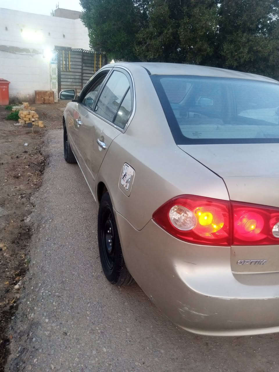 السلام عليكم اوبتيما2007  خليجيه كير مكينه حداديه تخم تاير تبريد كهربائيات لوحات انكليزي شماليه طبق الاصل العنوان ناصريه السعر 40 بيه مجال الاتصال ***********
