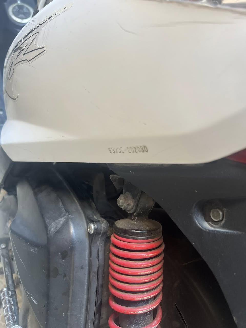 سلام عليكم دراجه ماكس ثعلب 140 كلش نضيفه 
كهربايات كله شغاله المكينه خرسه برغي واحد ما مفتوح بيه الدراجه بعده عله وضع الرنبه وشلعه ومعدل نكره سلف بكل وكت ( السعر575 ) وبيه مجال للطيبين المكان الاعضمية /*********** /
اتصل ودلل
