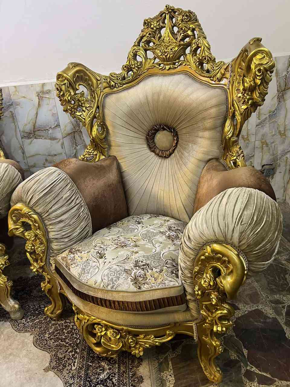 تخم زان مصري ملكي 10مقاعد اخو الجديد مع سيت طبلات مكان المنصور للتواصل ***********
