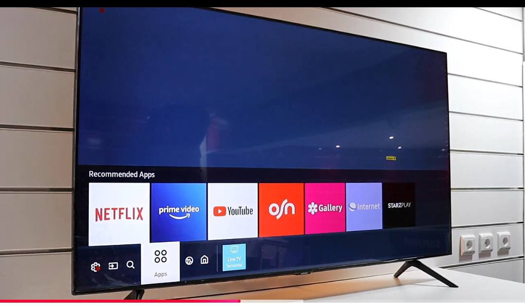 شاشة سامسونك آصلي الحجم 50 سمارات 4k حقيقي
النظافة فول مكفولة من فتح وتصليح اخت الجديده 
السعر 325 الف مكان بغداد شعلة ***********
