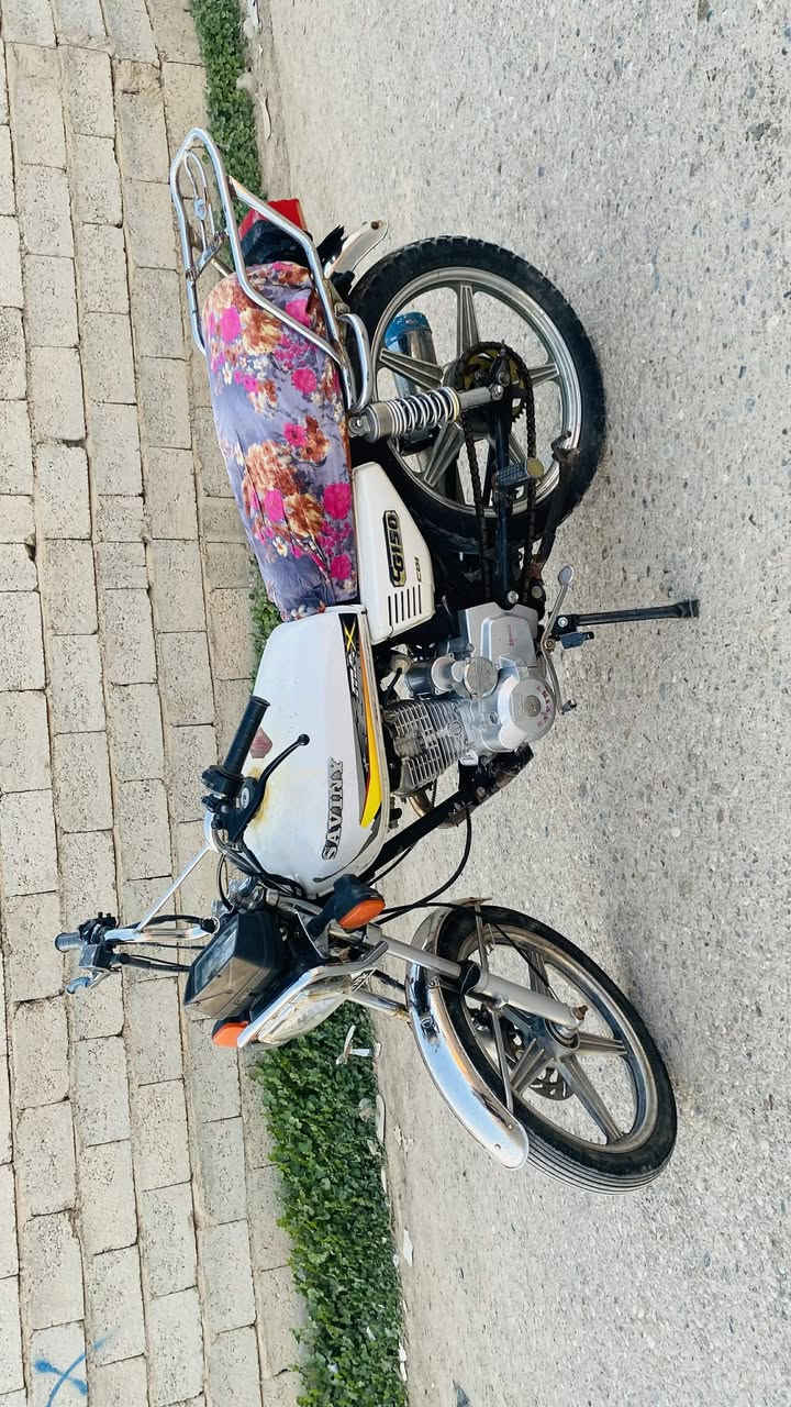 موطور للبيع
 موديل 21 سافين
السعر 350
رقم. ***********
