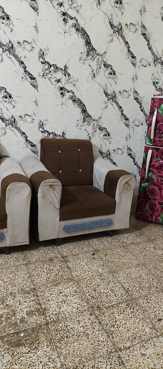 تخم ١٠مقاعد وكنتور بابين للبيع ب150/‏‪+9647745999348‬‏
