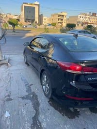 هونداي النترا موديل 2017 كير ATM وارد امريكي حادث بنيد مبدل فقط الباقي...