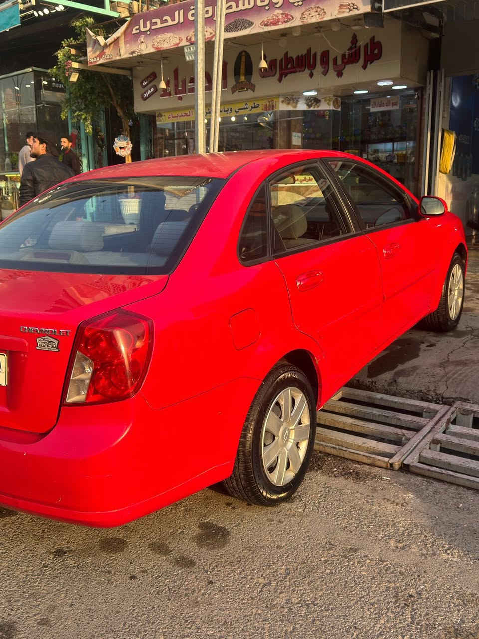 شوفرليت اوبترا
موديل 2008 
كير توماتيك مكينة وكير وتبريد شرط وضع شركة 
بيها قطعتين صبغ وتقحيل شويه 
السياره حيل نضيفه بل واقع 
طخم جديد 
مكان سياره موصل الزهور
الرقم ***********
