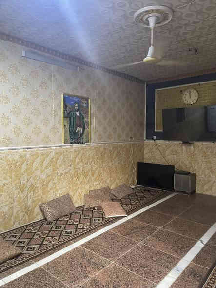 #مكتب_ودلاليه_وارث

🏚️دار للبيع مساحته 144م مسلح طابق ونص
✅حاله البناء نظيف ومسلح 
✅موقعه قطاع 61 قريب من الشارع العام رابع بيت
———————————باقي التفاصيل
مراجعه مكتبنا او الاتصال على رقم المكتب الكائن في قطاع 77 شارع 60 
***********
