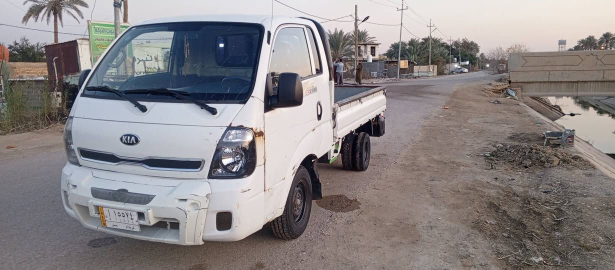 سلام عليكم ١٧للييع بيهه باب السائق بارد والغد مبدل محرك جديداكسل تبريد حداديه جاهزه ١٠٥وبيهه مجال ماكن السياره طريق كربلاء نجف ***********
