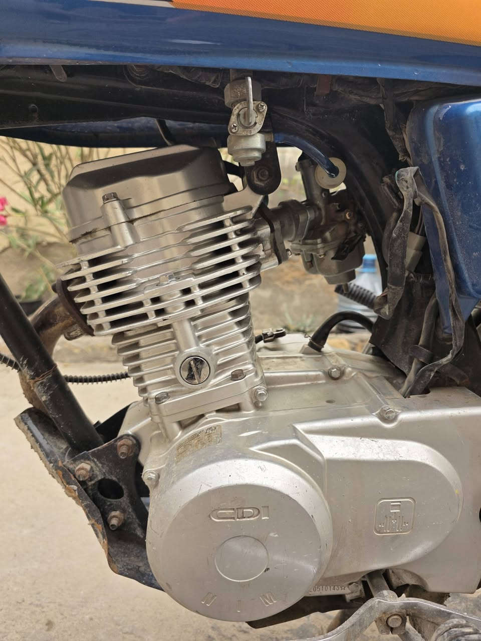 دراجه نامه رقم وسنويه ثاني يوم احولك نضيفه وحتى ماغاسلها السعر 1600 مكاني بصره 5ميل رقمي ***********
