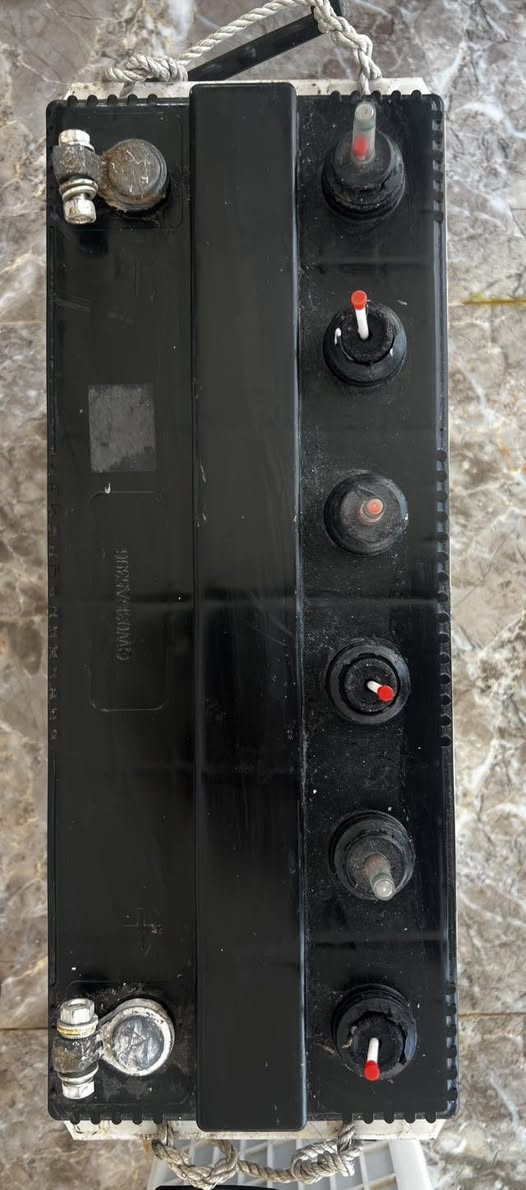 السلام عليكم 
بطاريات طاقة شمسية نوع بور زون شرط الشغل سعر البطارية الواحده 80 الف قفل 🔒 السعر نهائي
للاستفسار الاتصال على رقم الهاتف ***********
