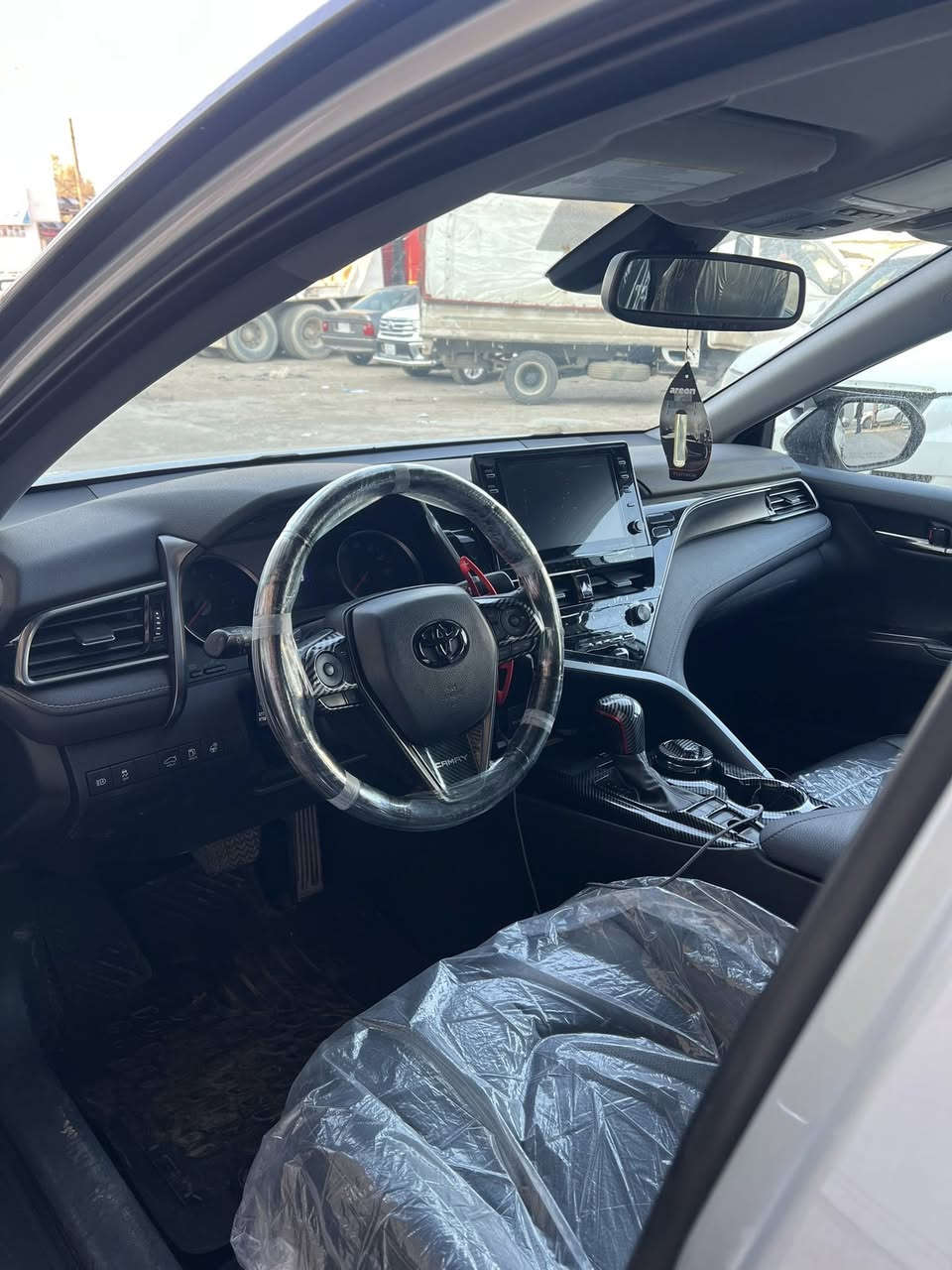 كامري 2022 xse بجم كبس
فول تو كلر بدون فتحه فقط ماشيه 33 ميل

الضرر قطعه فقط 

***********

مكان السياره موصل
