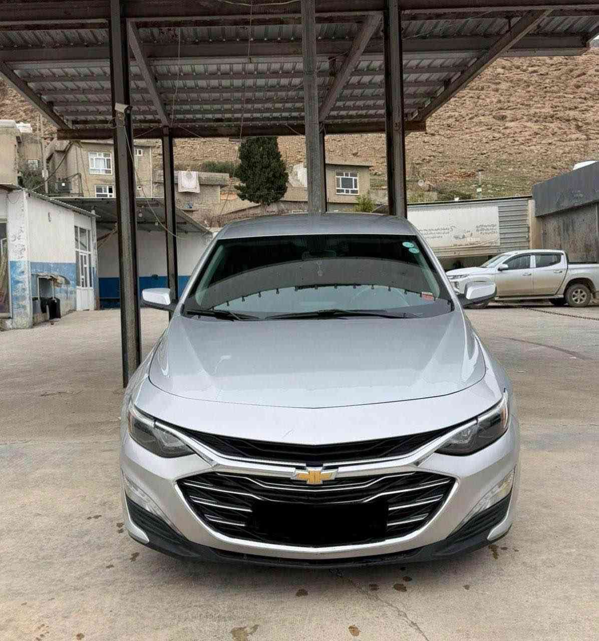 شفروليه ماليبو 2021 LT
سعر ١٢٢$ 
سيارة نظيفة ومجهزة، تم الاهتمام بها بالكامل،
المواصفات:
 • ممشى: 85 ألف مايل فقط
 •محرك + جير بشرط الفحص
 •بدون إيرباغ
 • أمامية وخلفية (كبس)
 • نصف جامر لخ + باب سكن (صبغ)
 •تعديل خفيف على جامرلخ الخلفي
 •نظام تبريد شغال 100% (قطعتين)
 •كاربلاي + وايرلس كاربلاي
 •تدفئة الكشنات الأمامية
 •4 تايرات نظيفة 
 •دهن محرك وجير جديد

2021 شۆفرلێت مالیبوLT 
ئۆتۆمبێلێکی پاک و باش پارێزراو
تایبەتمەندییەکان:
•تەنها 85 هەزار میل
• مەکینە و گێڕ بە شەرت
• بێ ئەیرباگ
• پێش و پشت کەپس
•بستەک جامرلغی پشتەوە تعدیل
• ئەپڵ کارپلەی + ئەپڵ کارپلای وایرلێس
• 4 تایەی خاوێن
• رونی بزوێنەر و گێڕ نوێ
سعر ١٢٢$ وەرەقە

+964 750 434 7323 أربيل, العراق


**إذا كنت صاحب هذا الإعلان وتريد حذفه لأي سبب، رجاءا أرسل رسالة إلى الدعم الفني**