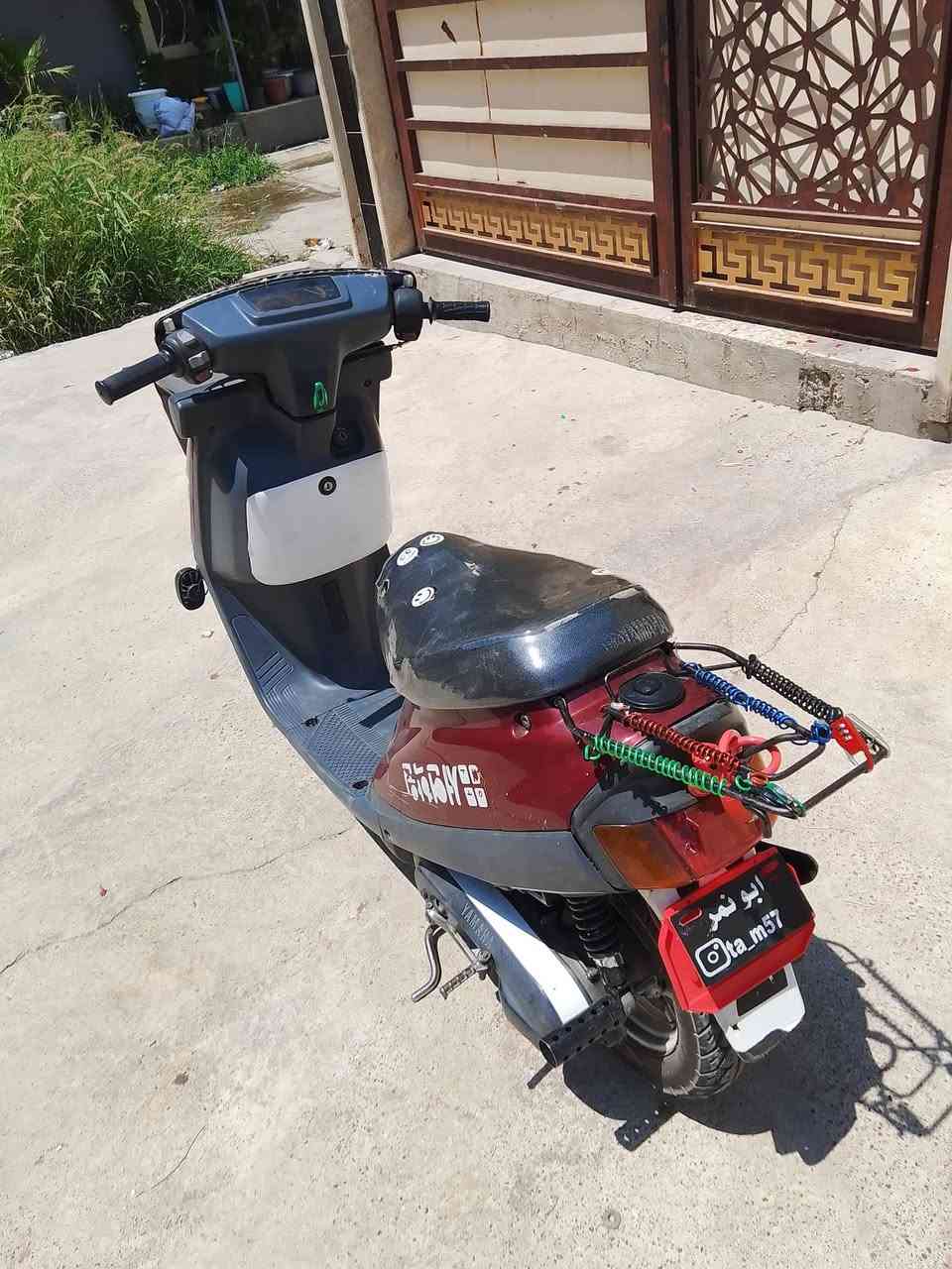 السلام عليكم بزون برده للبيع او مراوس اب بوتين شاصي شرط محرك شرط كهربائيات لايت سلف هورن كلو شغال بس قبق هندر مفتوح السعر 350 او بي مجال الرقم ***********
