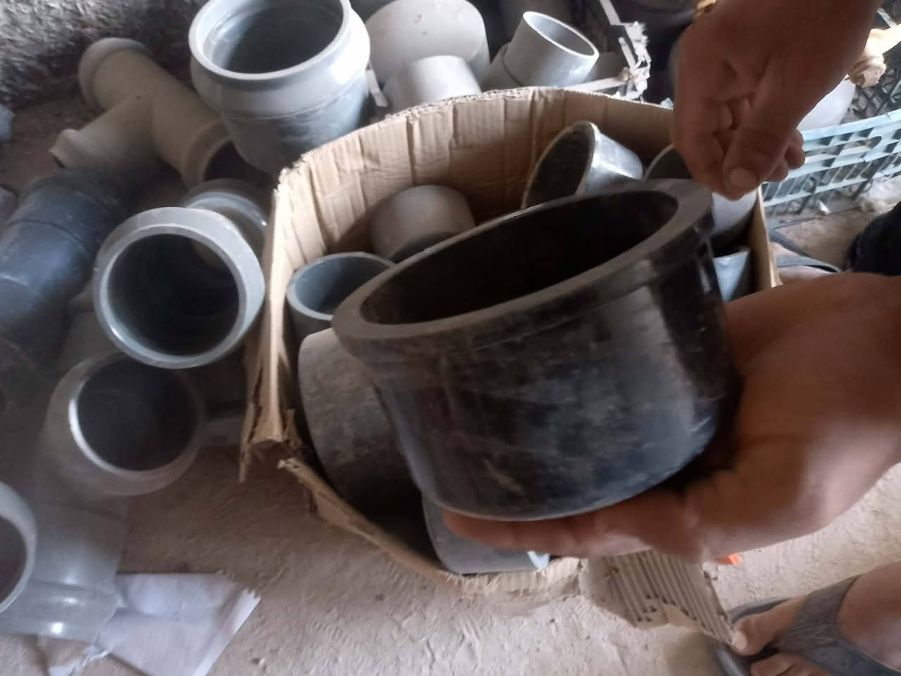 السلام عليكم ورحمة الله وبركاته
 يوجد لدينا كافه أنواع أنابيب المياه ويوجد كادر لكسور البواري وسحب الشتراكات المي 

#مكاني_بابل_المسيب 
#للستفسار ‏ ‪***********‬‏
