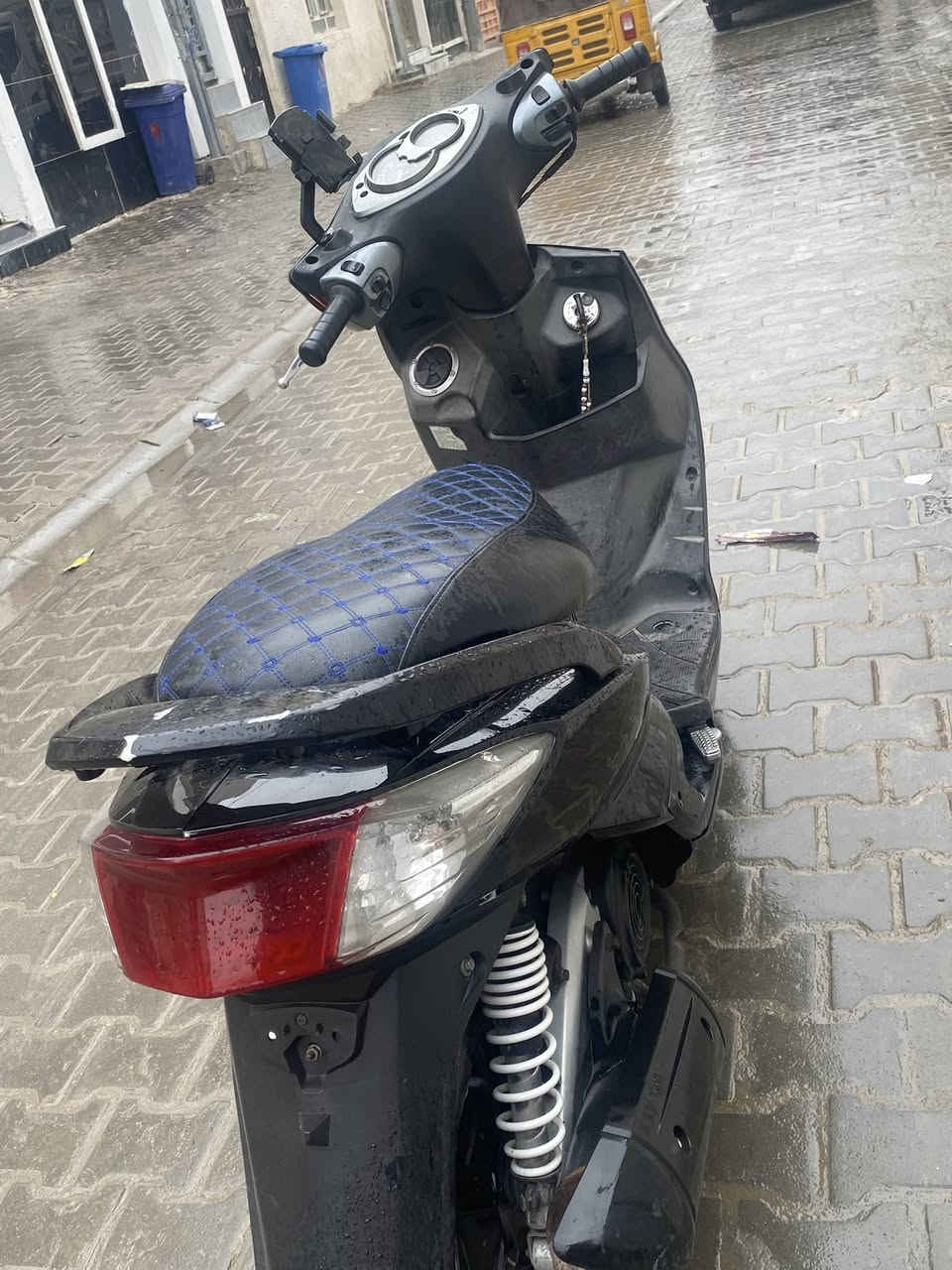 سلام عليكم اللبيع سنكس فحل جديده مصار هواي من منزلها من رنبه سعر 850 كابريتر دراجه الله شاهد عليه نضيفه شغل وين متريد تروح روح بيها


**إذا كنت صاحب هذا الإعلان وتريد حذفه لأي سبب، رجاءا أرسل رسالة إلى الدعم الفني**