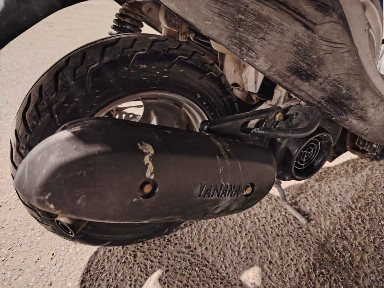 السلام عليكم شباب دراجه بيجي للبيع دراجه كامله كهربائيات كله شغاله سلف لايت اشاير محرك ناعم نهضه قويه السعر 450 وبيه مجال للطيبين هذه رقمي *********** تحياتي للجميع
