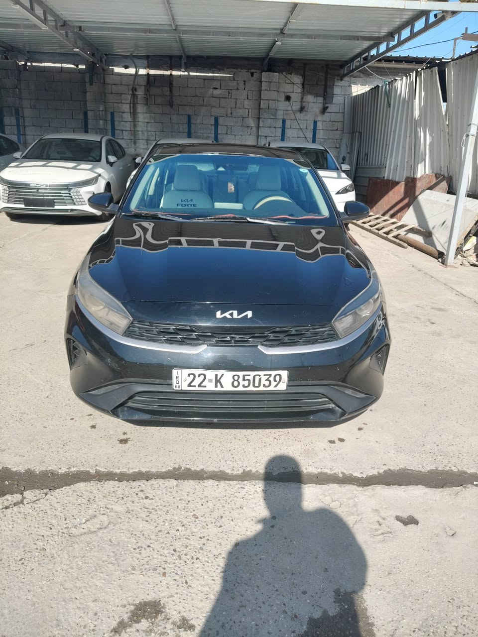 كيه فورتي موديل 2022 للبيع ماشيه 73 مايل حادثه كما واضح بلصوره رقم اربيل بسمي شرط تحويل قطعتين صبغ مال امريكه مع بارد جاملغ خلفي  السعر 125 بيهه مجال قليل  مكان السياره بغداد ابو غريب للتصال
 ‏‪) 0778 010 7403‬‏//‏/////)‪0751 570 2631‬‏
