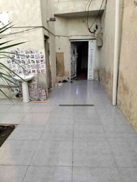 بيت طابقين • ٢٠٠م • حي اور شارع30