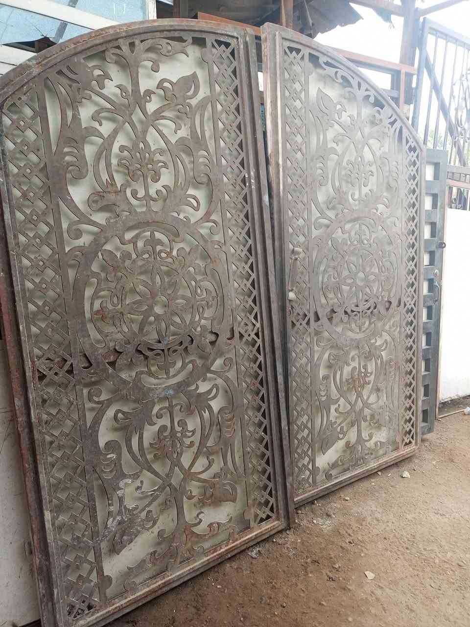 #للبيع  باپ طلاقتين العرض مترتين و40 والارتفاع مترين و40   حديد ثقيل ونظيف جدا   @ مكاني  بغداد الغزاليه  ويوجد توصيل    ***********
***********
 #العراق #بغداد @إشارةالمتابعين
