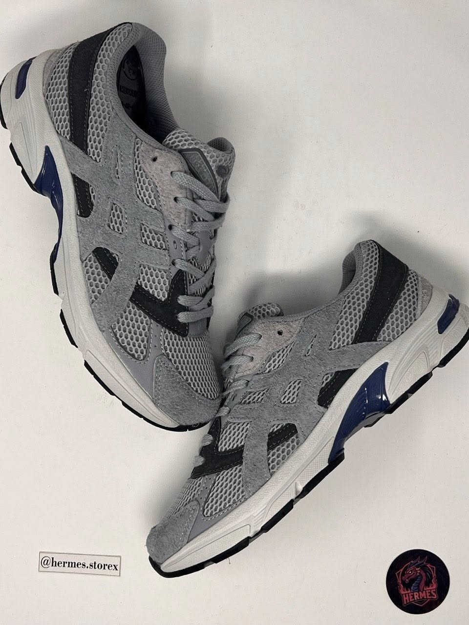 Asics mag
الحجم:45(29سم)
الوصف: باله فيتنامي نظافة 💯،قمة في الراحة والاناقه

السعر:   35 الف دينار عراقي.

🚚 يوجد توصيل لجميع المحافظات وجميع المناطق في العراق

ادخل انستا شوف القطع القويه المتوفره 
https://www.instagram.com/hermes.storex?igsh=MTQwdWQ4OTZ1YmxoMg%3D%3D&utm_source=qr


**إذا كنت صاحب هذا الإعلان وتريد حذفه لأي سبب، رجاءا أرسل رسالة إلى الدعم الفني**