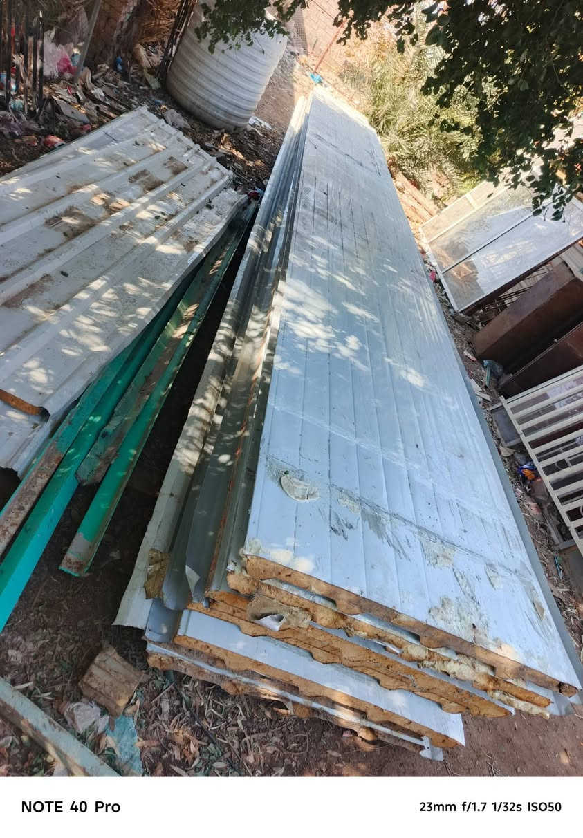 يوجد سندويش للبيع قياس ١٠ متر وقياس مختلف لاطوال ويوجد جام خانة مستعملة نظيفة للاستفسار العنوان النهروان شارع الشمري سكلة ابوحسن السويعدي *********** /***********
