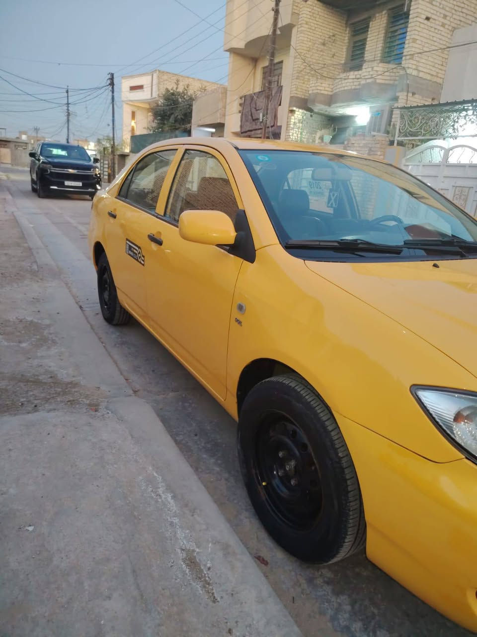 سياره بي واي دي موديل 2019
السيارة قسط 
اخذتها من الشركة العامة 
السيارة تم تسديد تقريباً نصف المبلغ وباقي نصف 
المبلغ الكلي للسياره 18 مليون ونص 
وتقريباً تم تسديد نصفه
السيارة منظومة غاز 
____ 
الضرر البيها فقط 
الدعامية مصلحه ومصبوغه 
والبك لايت الايسر مبدل 
ولباقي كله مضمون 
سيارة جدا نظيفه ومابيها اي خلل 
 
( السعر 65 )
وبيها مجال بسيط 

وللاسفسار اكثر 
الاتصال على رقمي الخاص 
***********
