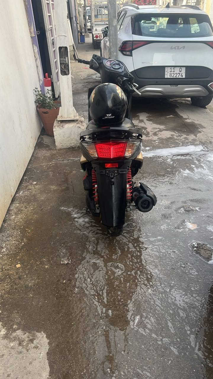 السلام عليكم درجه للبيع خير من الله والله 
سكنس فحل كوري درجة شهر عندي من 
من تجي اتريد تاخذهه اجيب وياك اقوى فيتر تعال 
درجه قبل شهر نزلته من رمبه 950 بيه مجال شي قليل 
حاليا متواجد على فيس وهذا رقمي ***********
مكاني الطالبيه قرب مسبح للصفا
