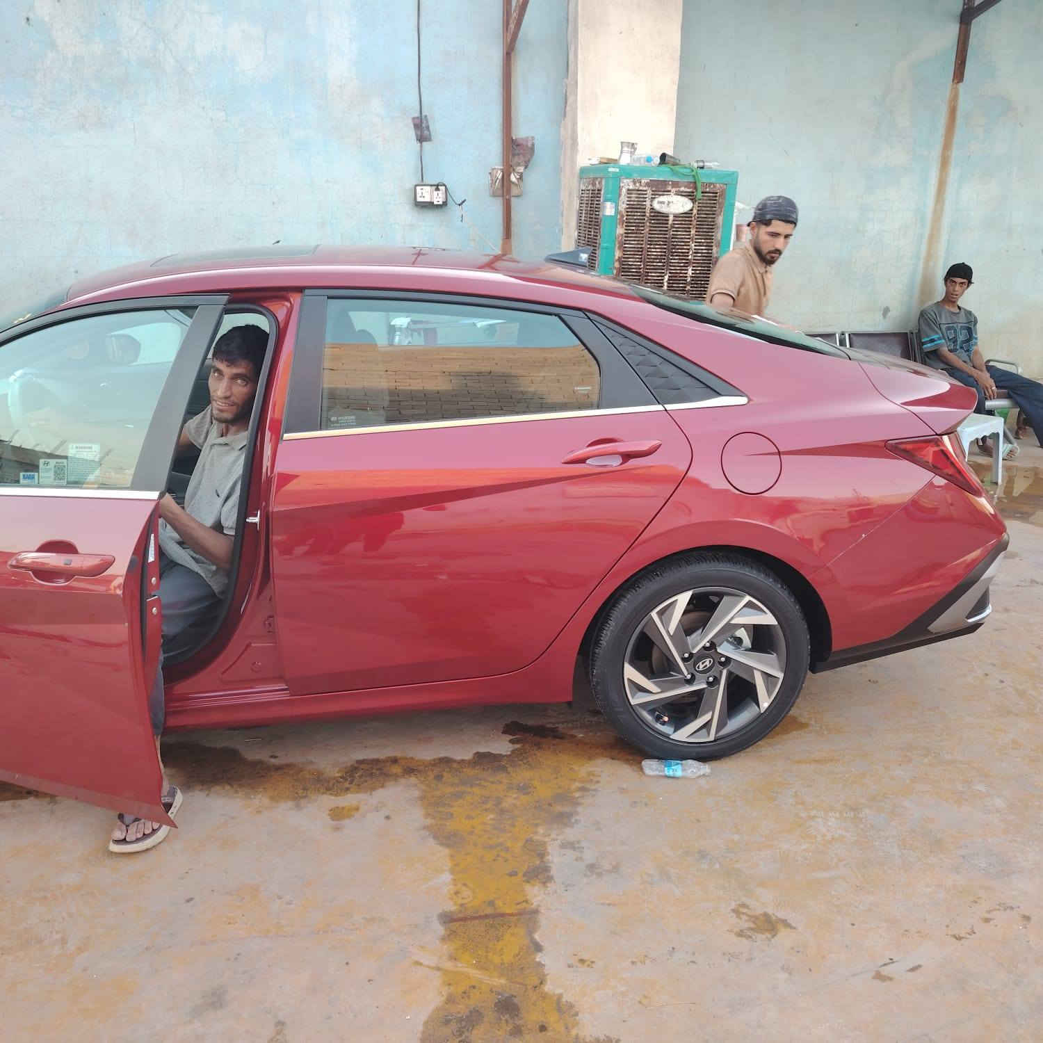 الانترة 2024 وارد امريكي سيارة جديدة بمعنى الكلمة حادثهة يعتبر اكلين فقط شبر بلبنيد ومعدل ع البارد واضح باخر صورة بدون تبديل بدون صبغ محرك 2000 كفالة هوة والكير ع وظع الشركة رقم بغداد بسمي تحويل ثاني يوم السعر 181 بيهة مجال كلش بسيط المكان بغداد العبيدي مكلف بلنشر اتصل ع صاحبهة ***********
