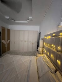 غرفة نوم • اثاث خشبي