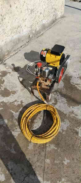 السلام عليكم  ضاغطه غسل  سنكل ٣حصان للبيع مع صونده٢٠ متر  السعر ٢٢٥  العنوان بغداد اليوسفيه  ***********
