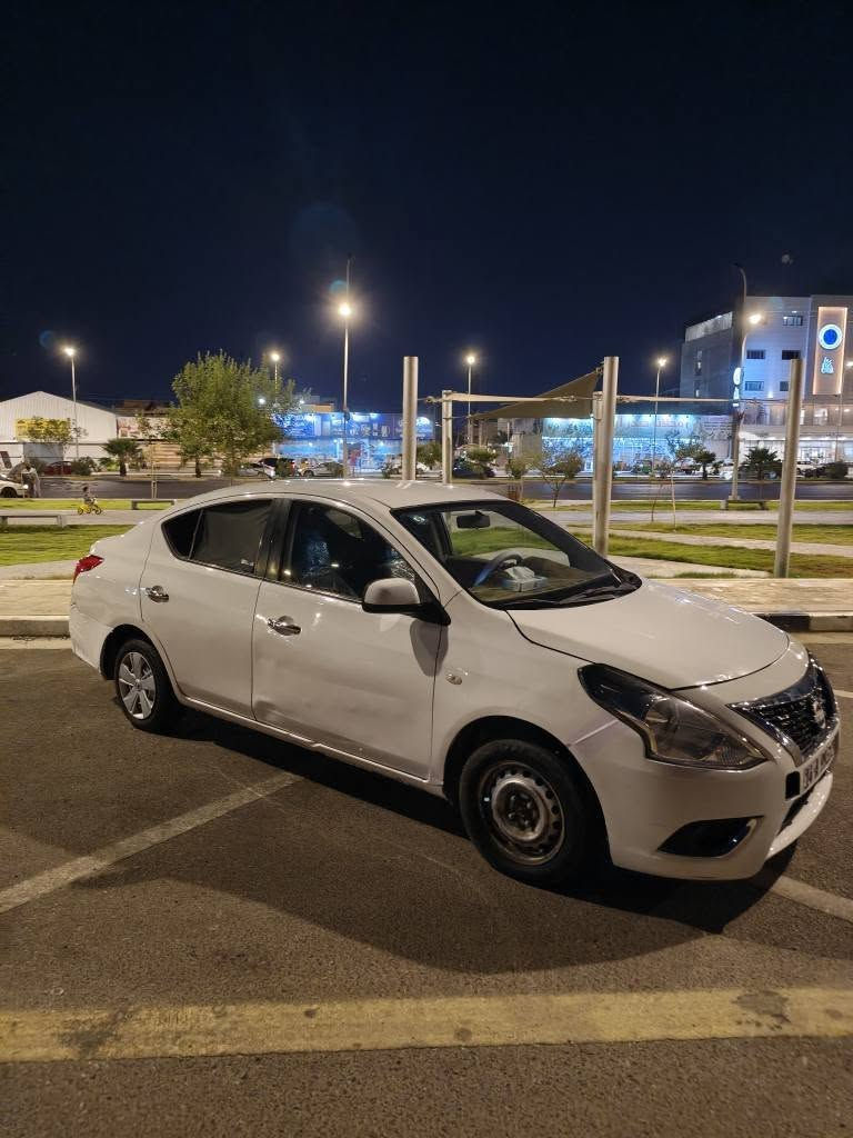 نيسان سني
سياره جاهزه
 تبريد 
جير 
مكينه 
حداده 
تاير 
بيها تبديل قطعتين
بيها ضربه معدله بارد
بسمي السياره تحويل شوكت ما تريد
السياره كلش احلى من الصور
الدواخل جديده
 السياره كلش حلوه
مالت جناي
 
السعر ٧٢ ورقه وبيها مجال

‏‪***********‬‏
مكلف بالنشر تواصل مباشر مع راعيها البصرة, العراق
