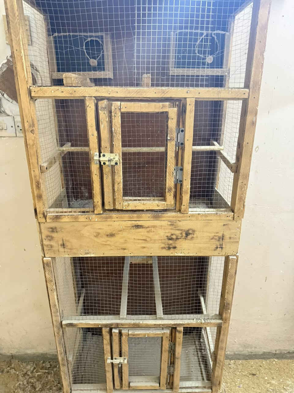 ب ١٠٠ شغل درجه اولى مع جرار  الارتفاع ١٨٠/النزال ٤٢/ الواحهيه ٦٠/ قاعين وتكدر اشيل القاطع يصير قفص واحد

البقالات نجاره على الف دينار وام الخاضنه ب ٣ ولمراجيح على ١ دينار قفل

بابل / المهندسين / ***********
