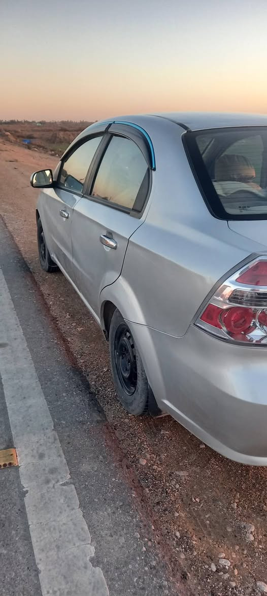 افو مديل ٩ خليجي مكينه  كير جديده مصبوغة حزام كفاله من الضربه والكصه ١٤٠٠ مفتوحه كامره خلفي السعر ٦٥ الهاتف ***********
