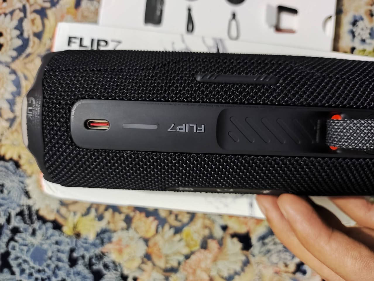 سبيكر jbl flip 7 قطعة اوبن بوكس فقط مشحون مرة وحدة شرط اصلي وكدامك صورة من تطبيق سعر 100 توصيل متوفر كل العراق سعر نهائي


**إذا كنت صاحب هذا الإعلان وتريد حذفه لأي سبب، رجاءا أرسل رسالة إلى الدعم الفني**