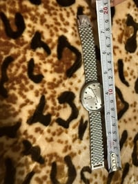 ساعه للبيع  اقره المواصفات.  السعر اخر المنشور  Roamer Mustang Automat...