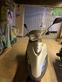 دراجه ماكس عدله حاويه حاويه رمبه وصل موجود البارحه طلعت من لرمبه بس صا...