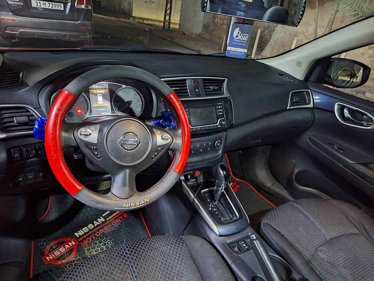 نيسان سنترا 2017
موصفات SR 
سياره كندي ضررها تبديل بونيد مو بل عراق بل خارج مبدليها 
كشنات تدفئه 
محرك 18 شرط وكير شرط 
تبريد ثلج 
لايت اصفر والفول زينون 
سعرها 130 وبيها مجال 
لل استفسار ***********
