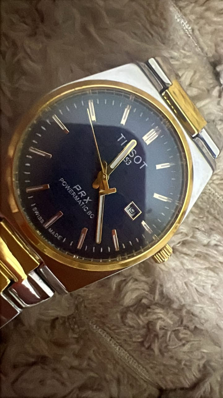 للبيع: Tissot PRX مطعمه بلون الذهبي والفضي
• الموديل: تصميم الـ PRX الشهير، يلبس رسمي وكاجوال.


**إذا كنت صاحب هذا الإعلان وتريد حذفه لأي سبب، رجاءا أرسل رسالة إلى الدعم الفني**