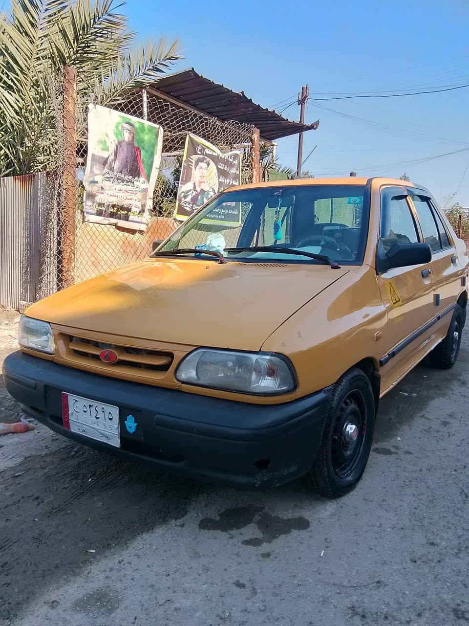 السلام عليكم للبيع كيرمحرك شواصي كفاله كشرمصبوغ الجماليه مصفره باتري جديد حداديه خلفي وامامي جديد موديل 2015السياره مامتعوبه شرط التحويل بغداد العبيدي السعر38بيه مجال بصيط ***********
