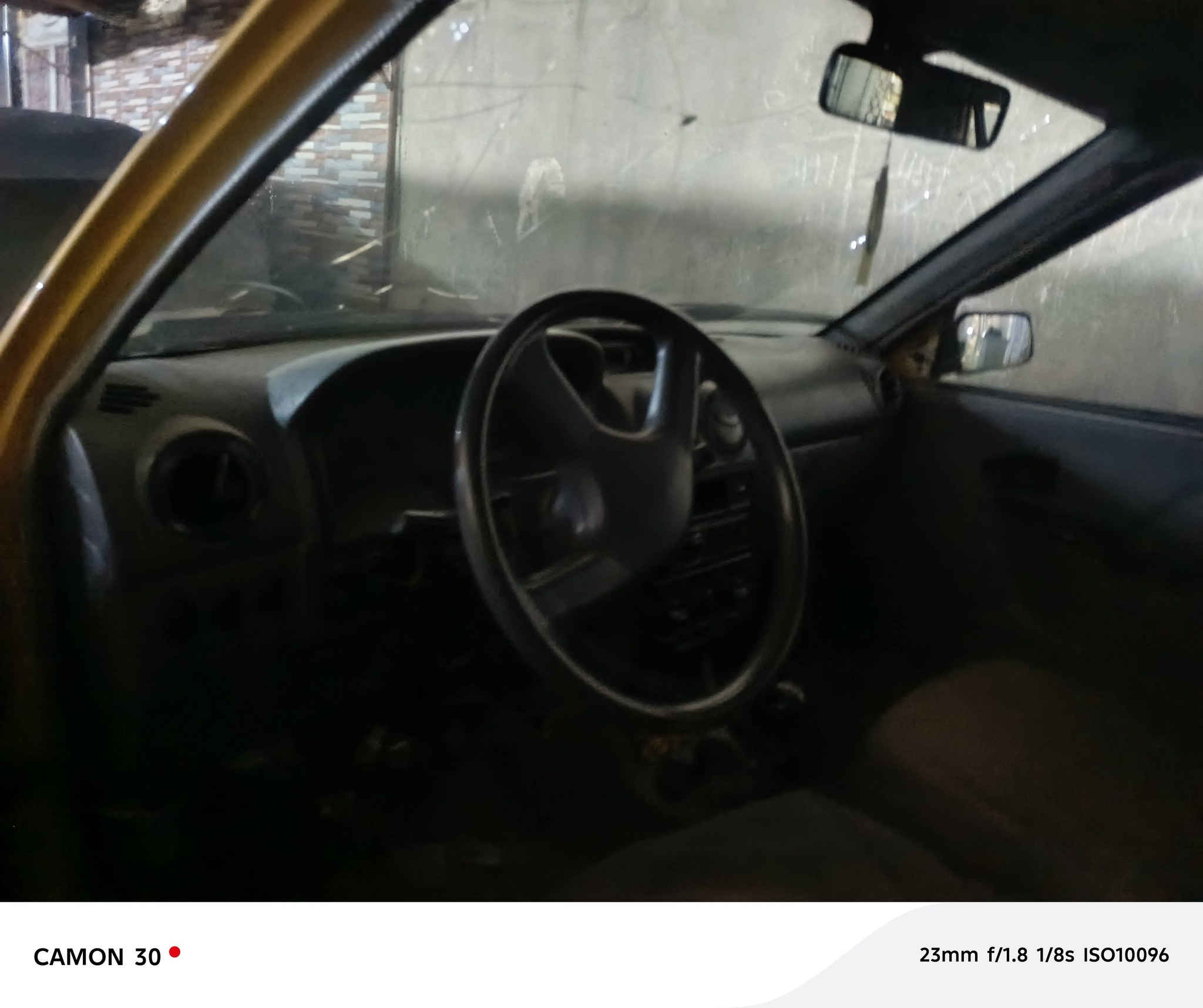 سايبه موديل ١٢ مكينه وكير وحداديه وتخم تاير جديد رقم بغداد سنويه لنهاية ٢٧ مالكهه مااندله مسؤول عن سرقه وطلب عشائر سعرهه ١٥ ورقه وبيهه مجال مكان سيارة ديوانيه شاميه مكلف في النشر للاتصال ***********
