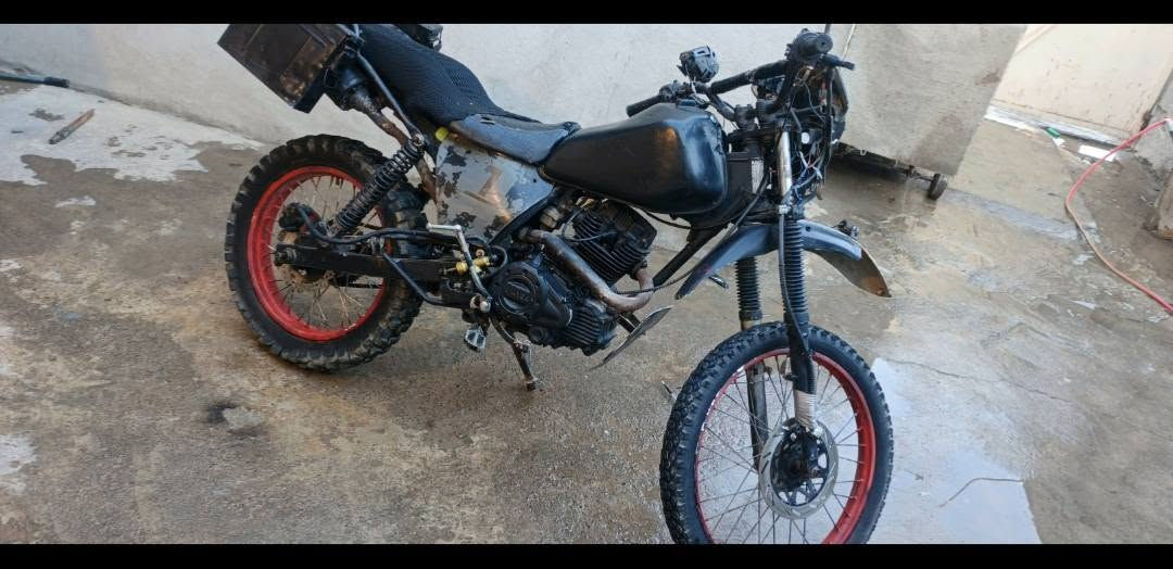 ماطور قفاز للبيع حجم 250 ماطور جاهز التوير جديده المحرك معمر مره وحده السعر 300 الرقم ‏‪***********‬‏،،،،، ‏‪***********‬‏
