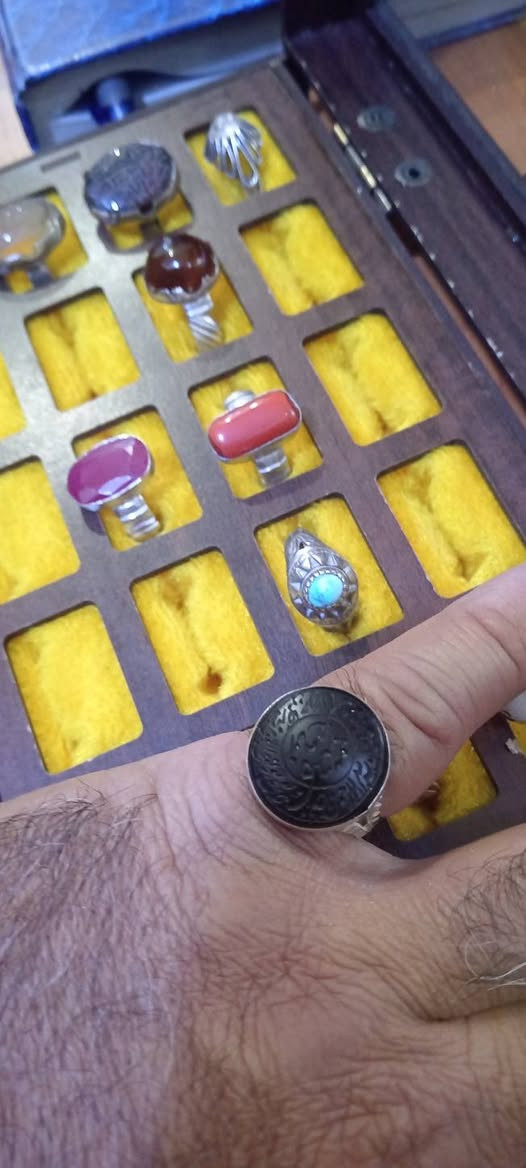 كرزي مخطوط حرز سيد علي القاضي فضة ٩٢٥ قياس ٢٠ ٢١ السعر ٤٢ الف


**إذا كنت صاحب هذا الإعلان وتريد حذفه لأي سبب، رجاءا أرسل رسالة إلى الدعم الفني**