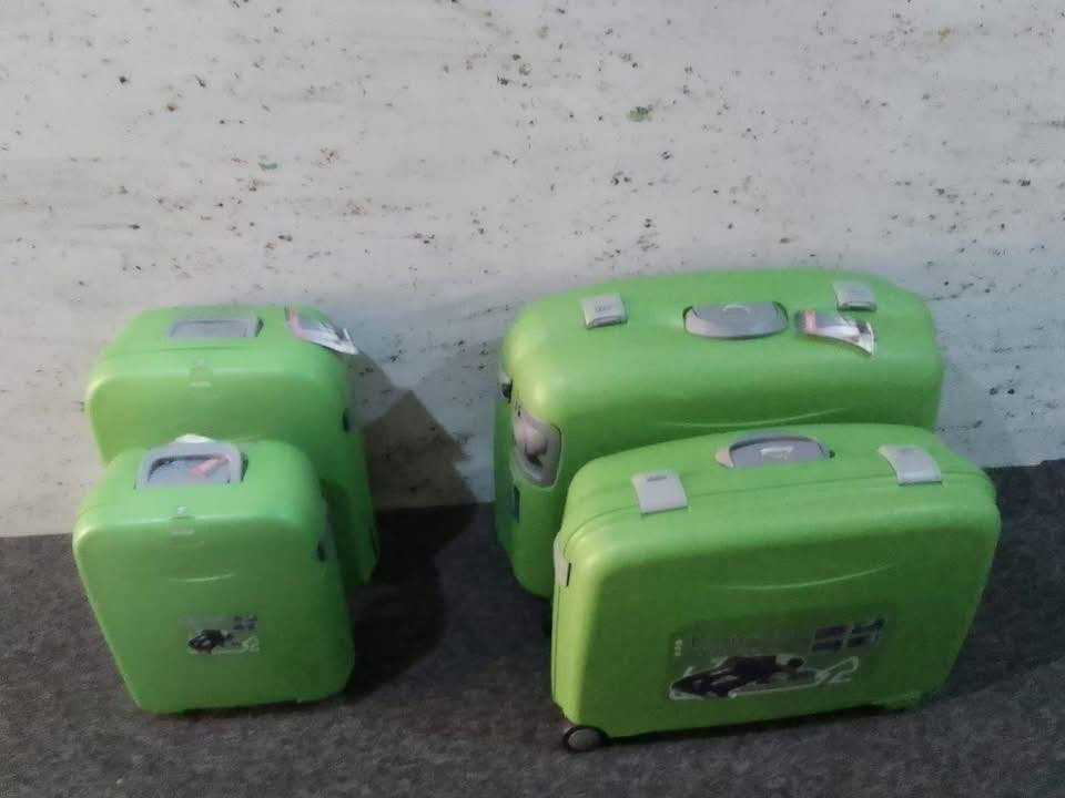 شروة سيت جنط سفر #جملة_فقط
بيها الوان هوايه 

سيت 5 قطع 
 ⭕️ سعر السيت 65 الف
⭕️  اقل كمية 50 سيت
 سعر طيب اذا كميات اكبر

اربيل / وتساب ابو لاوند
***********
