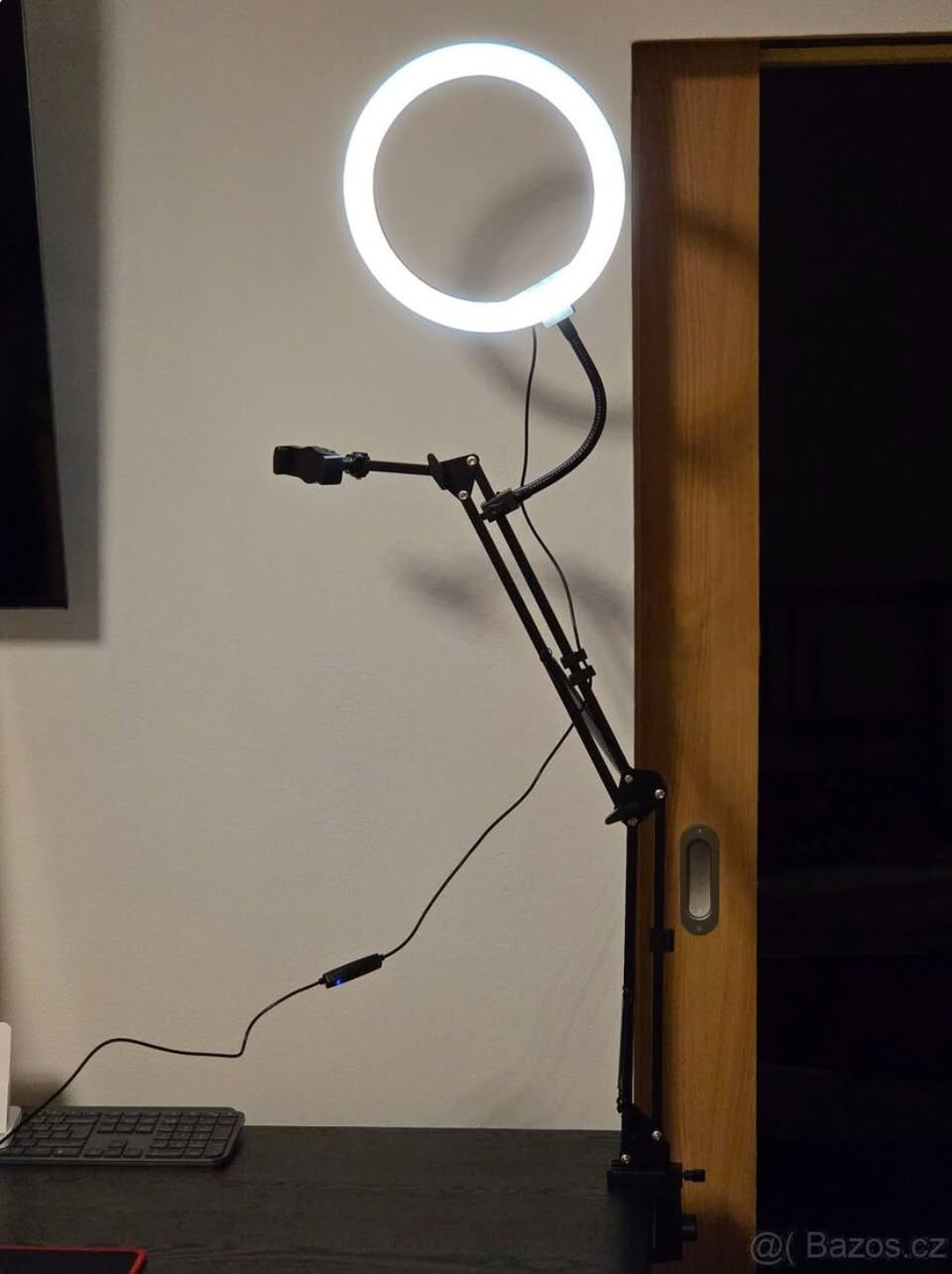 اهل البثوث والتصوير وينكم😍😍
متوفر اضاءة بيه عدة درجات بالوان قوية منضدي يتثبت على الطاولة و يتكبر و يتصغر ويتحرك 360 درجة وتكدر تتحكم باتجاهم هم و اللايت 

📍السعر 15 الف


**إذا كنت صاحب هذا الإعلان وتريد حذفه لأي سبب، رجاءا أرسل رسالة إلى الدعم الفني**